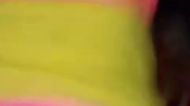 Caught my step sis playing with 🍑💦 then i - відео від вебкаммоделі Gifttheskimaskboy