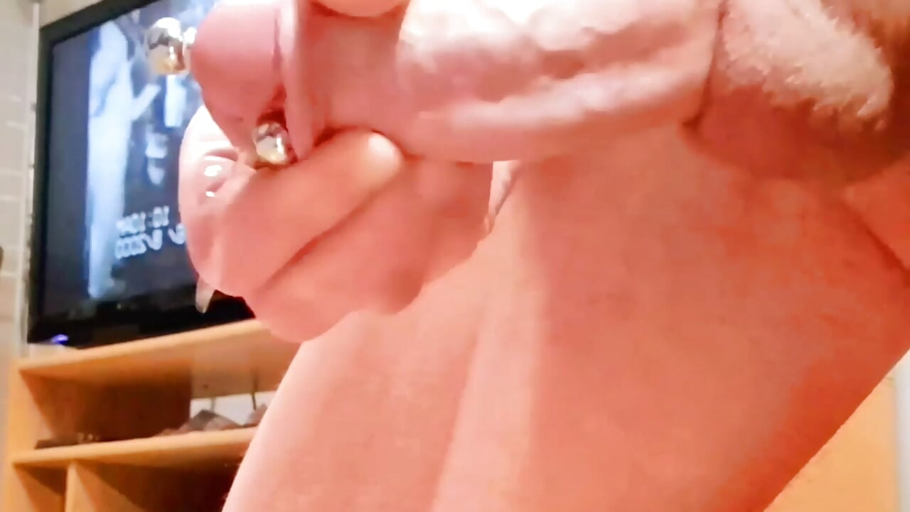 profile-intro-video-1763083367 - video by TheHardone_29 cam model