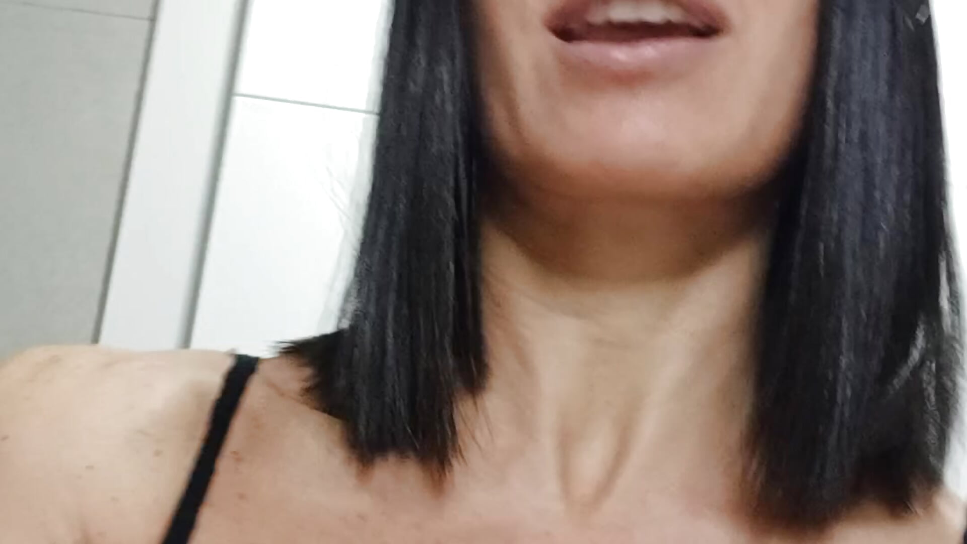 Who am I? - video by KalypsoSpanish81 cam model