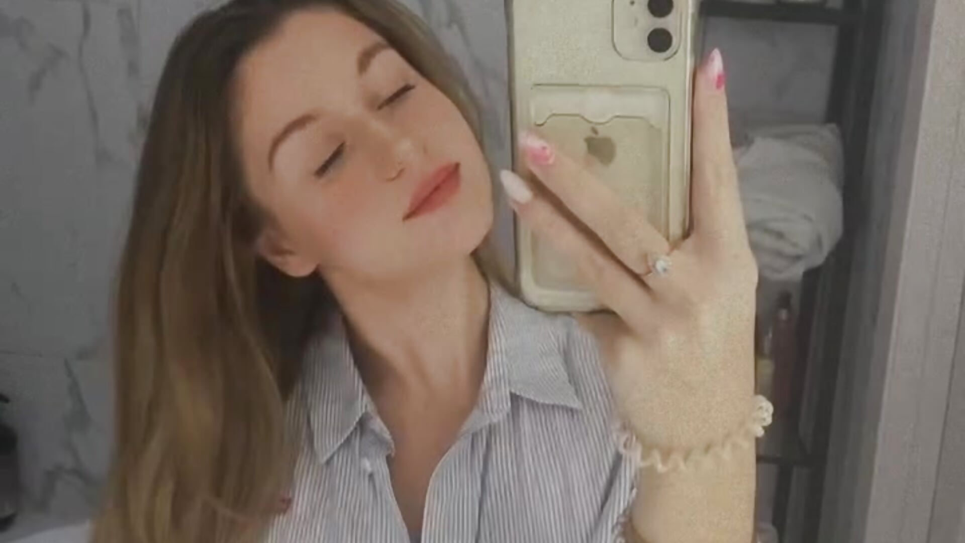 IMG_0665 - video by KateEvans cam model