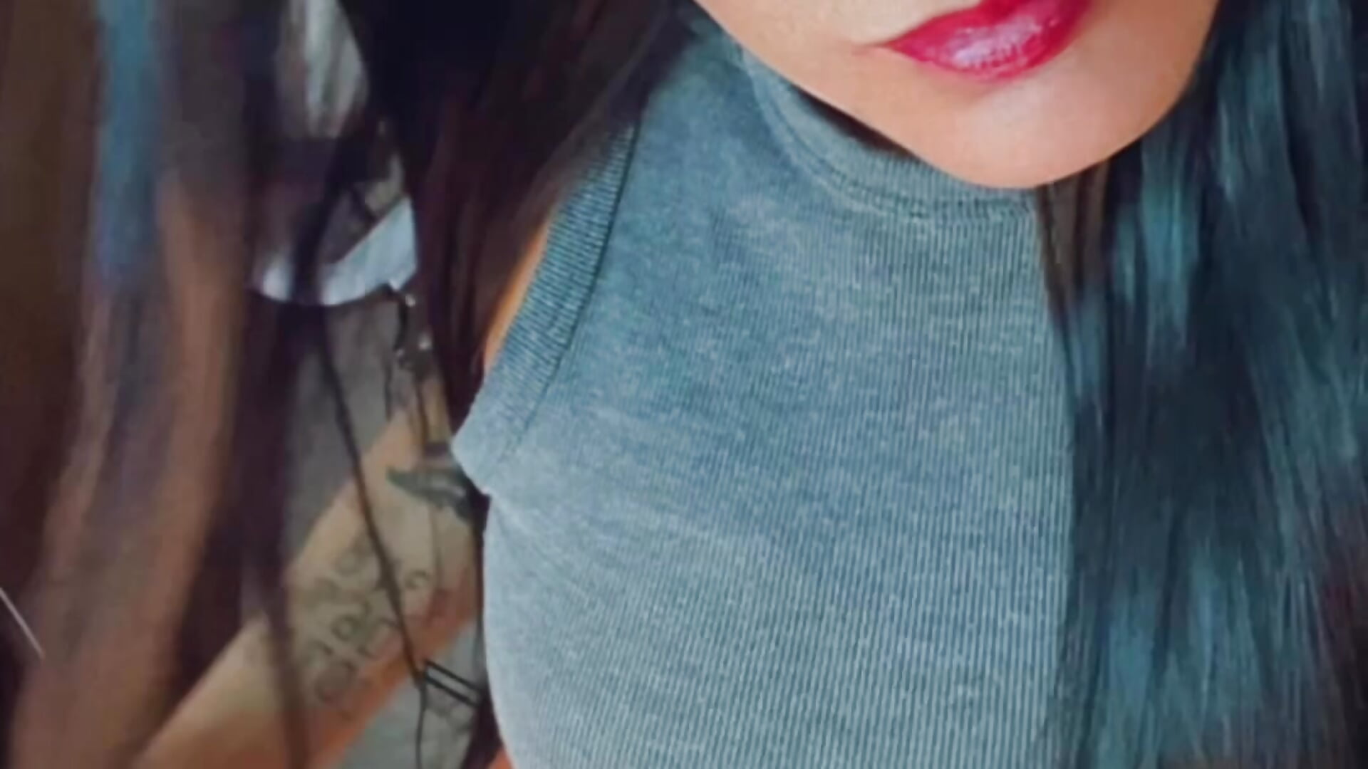 Ma ayudas un montón con cada aporte 😍 - video by sofi_floyd cam model