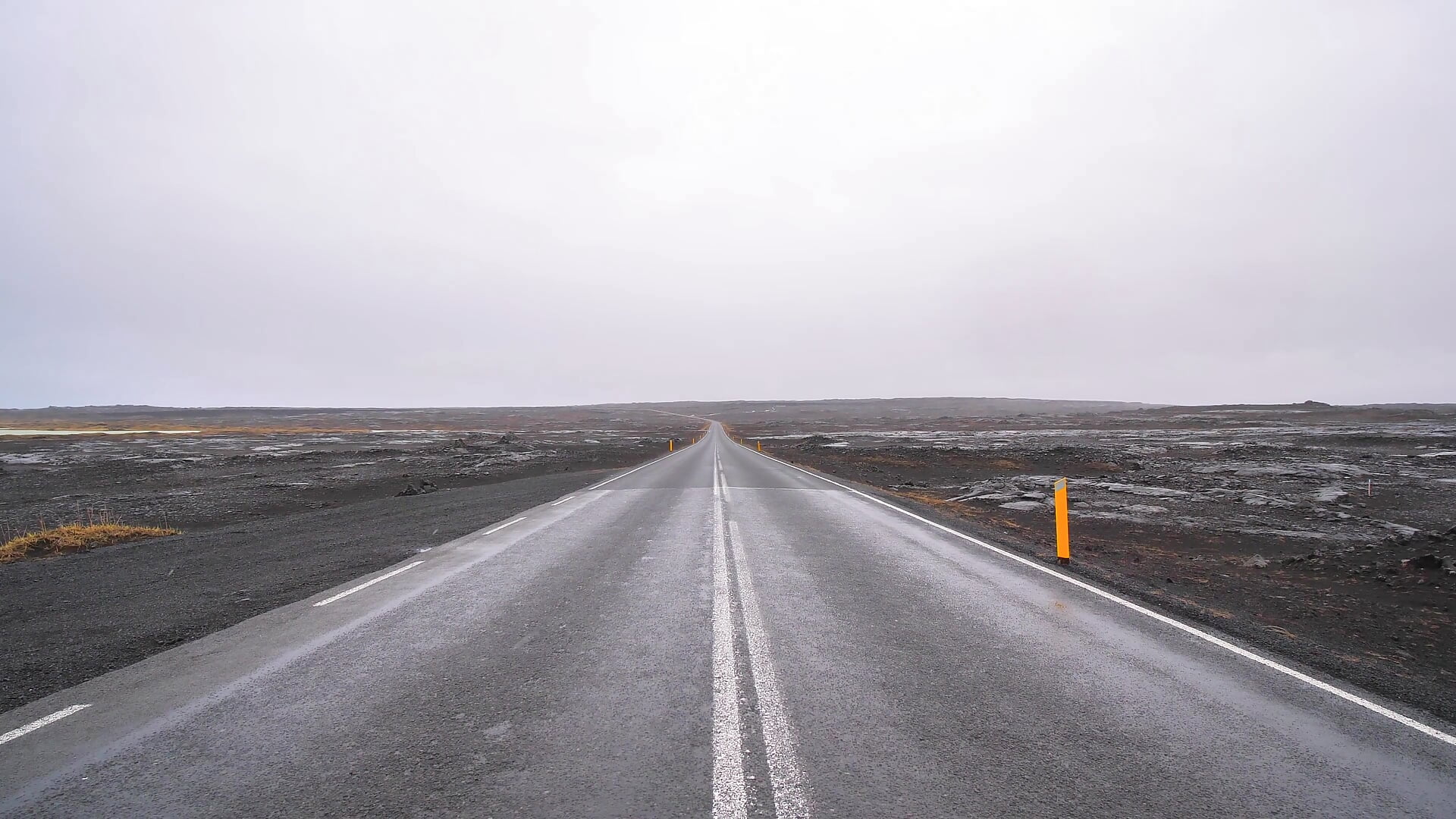 the road to the distance.