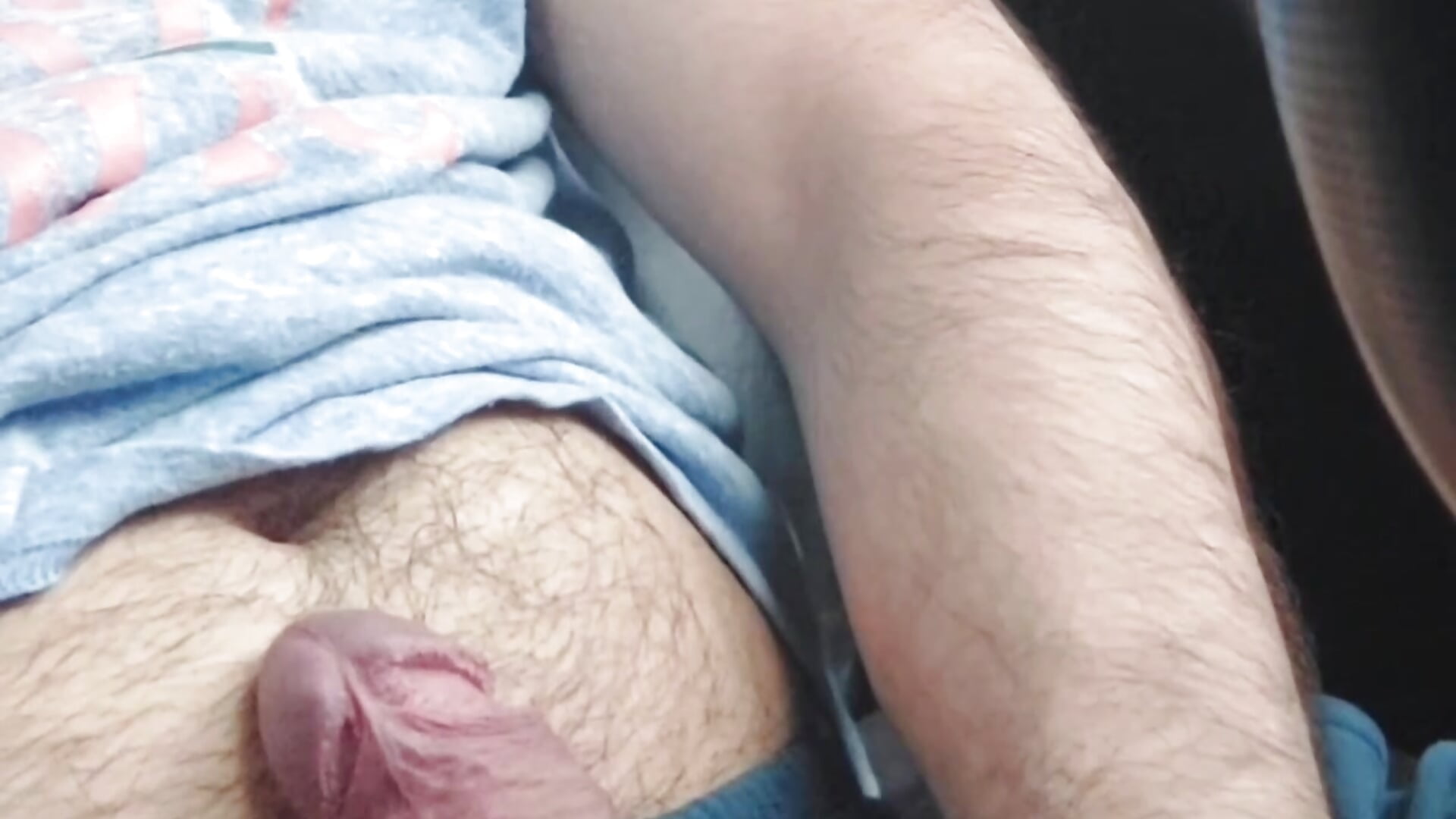 Horny in the car 🔥