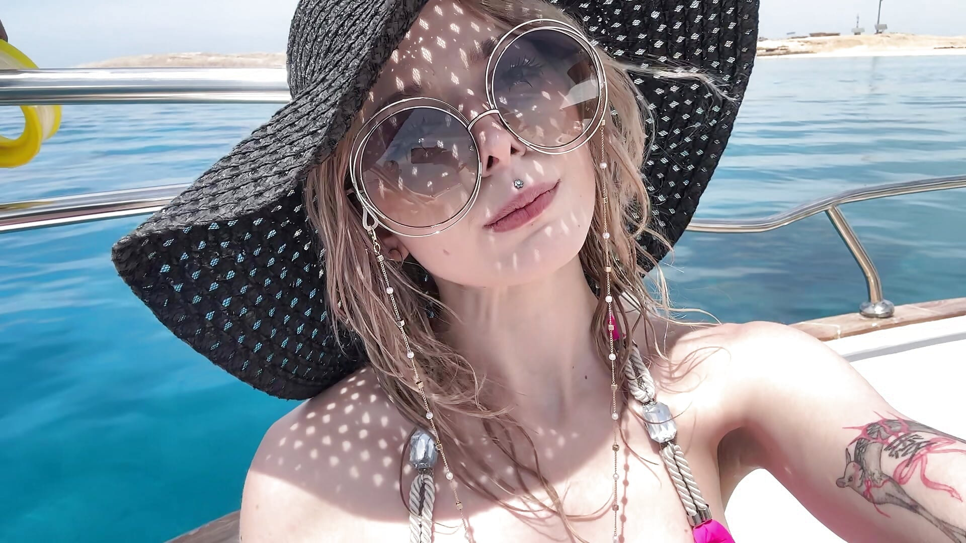ah was soooo hot - video by LoraaDoll cam model