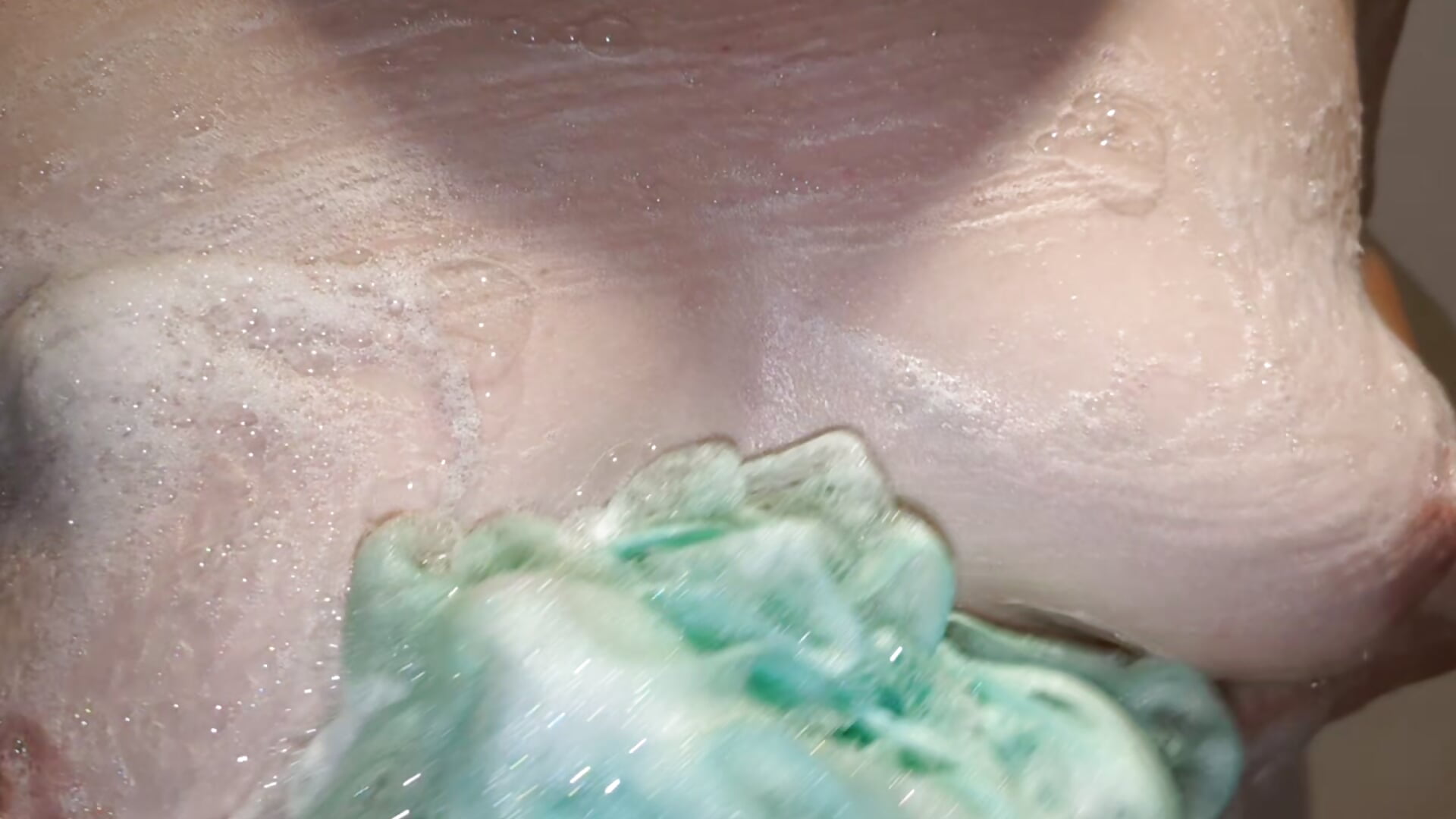 Getting myself all soapy ❤️❤️
