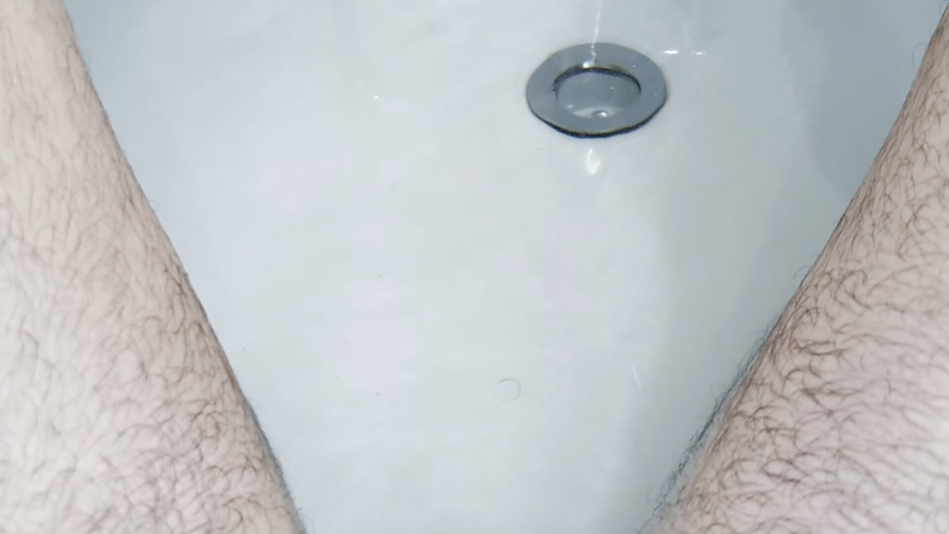 Fart in tub, could be expelling your cum☺️ – видео вебкам-модели Joaocos_