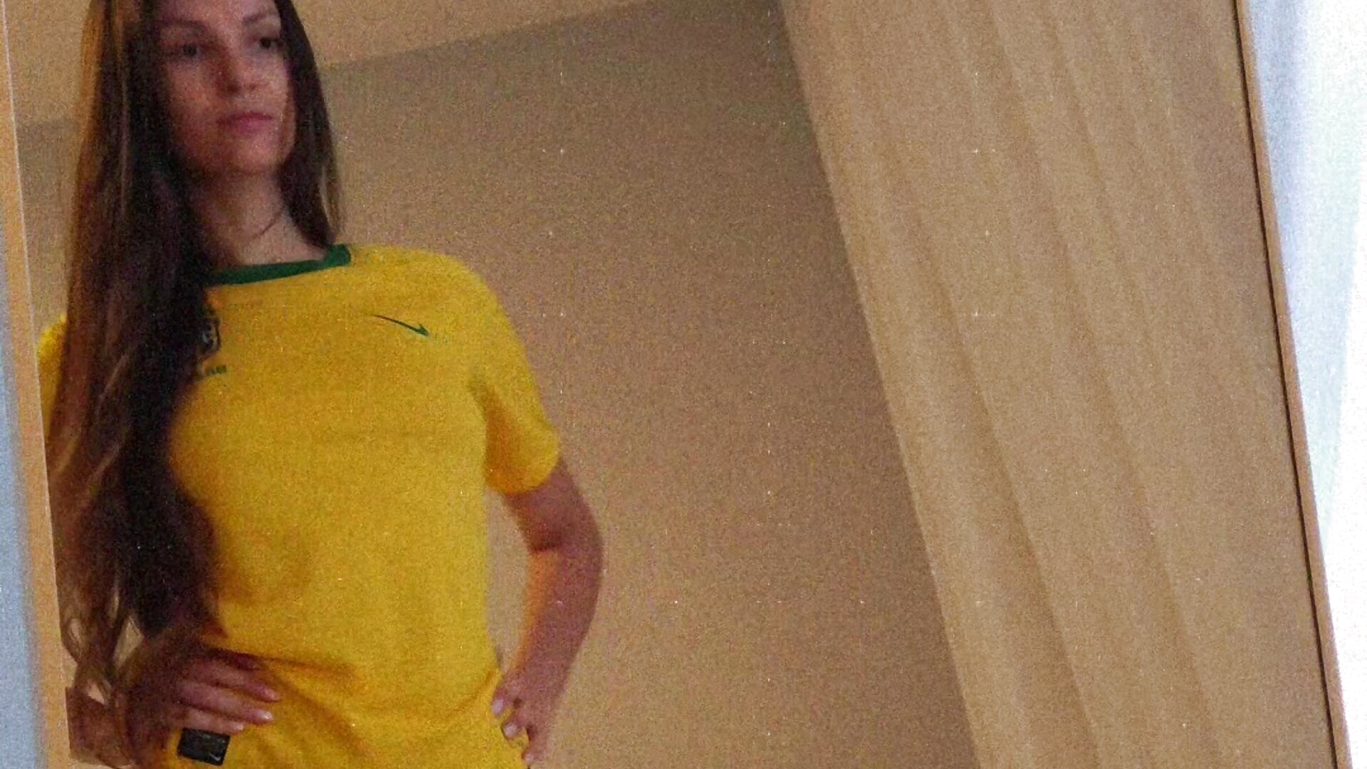 🇧🇷 - video by upssnowy cam model