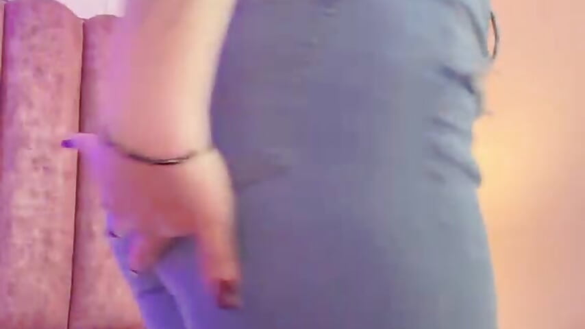 Jeans Preview: Hips First, Then We Talk — filmik Fluffy_Bubble21, modela(-lki) na kamerkach