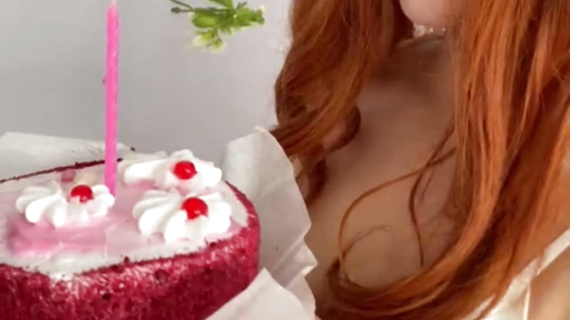 sweet gift✨ - video by Sherry-berry cam model