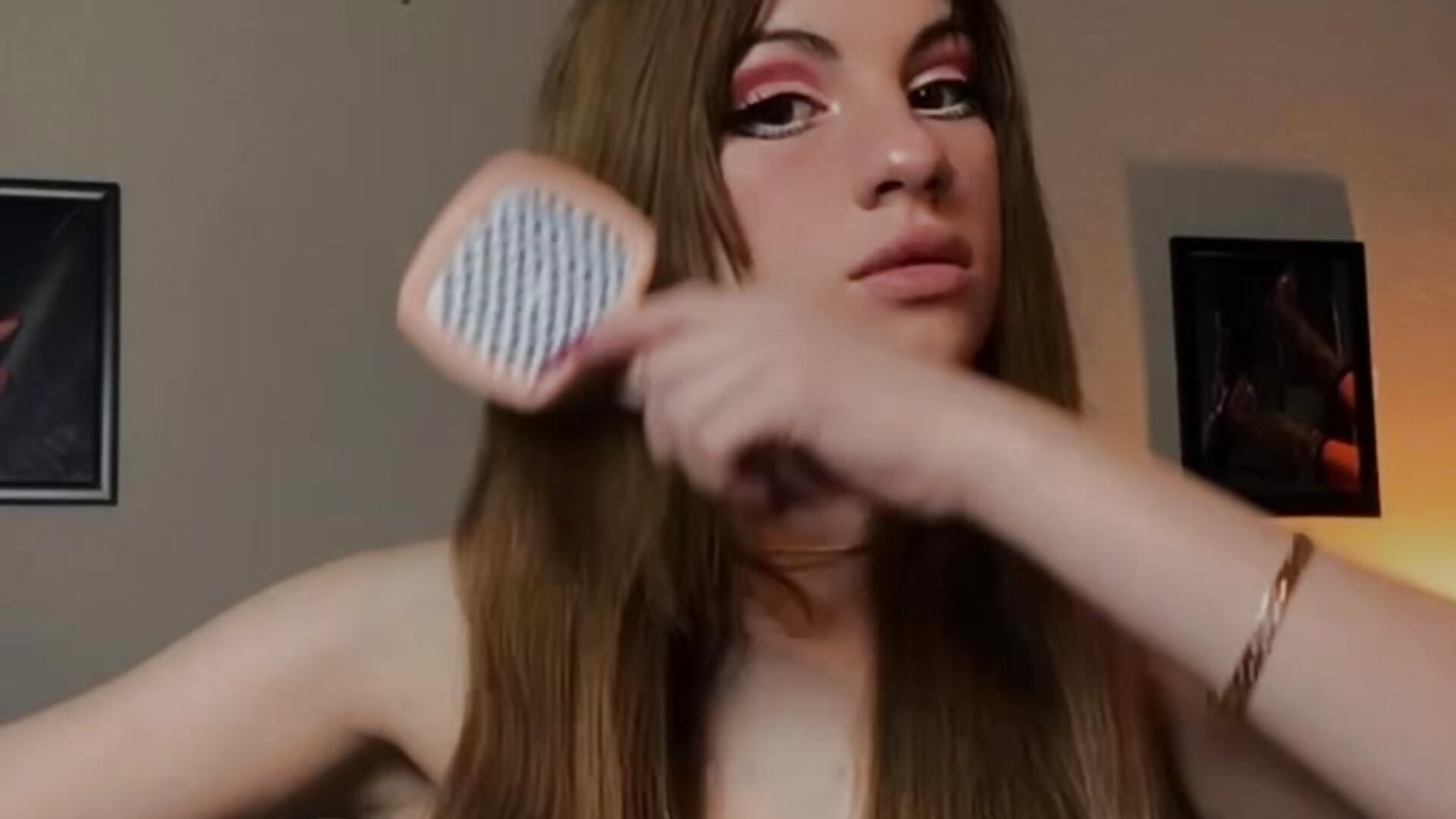 Darling - video by CassKiera cam model