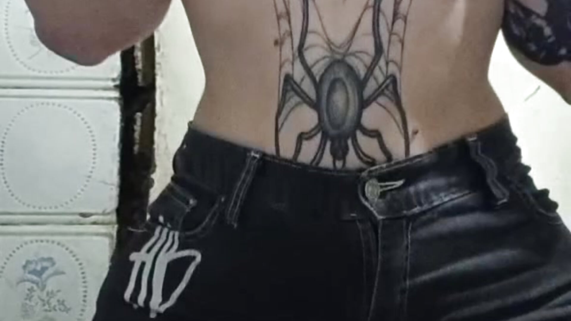 🤭 - vidéo du modèle de showcams cherryok9