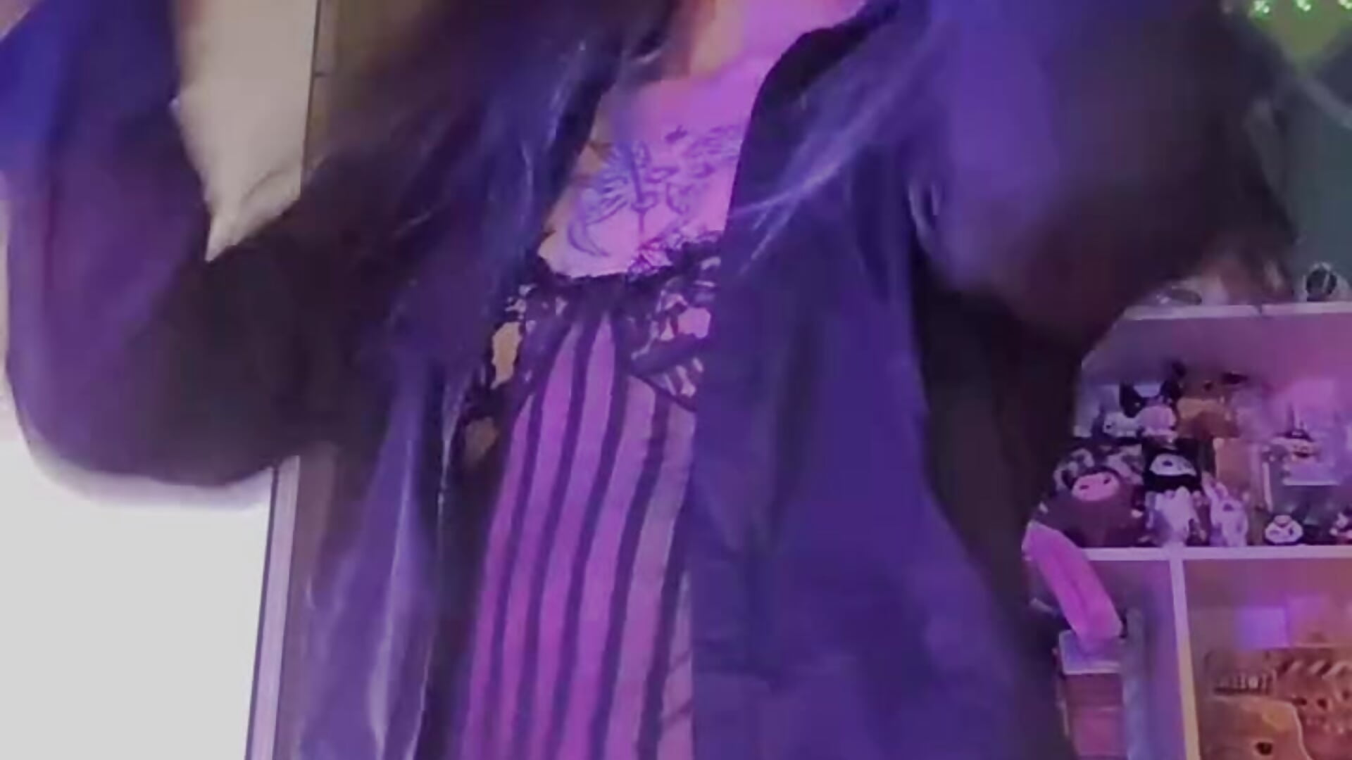 Bunny :3 - video by ivilstrip cam model