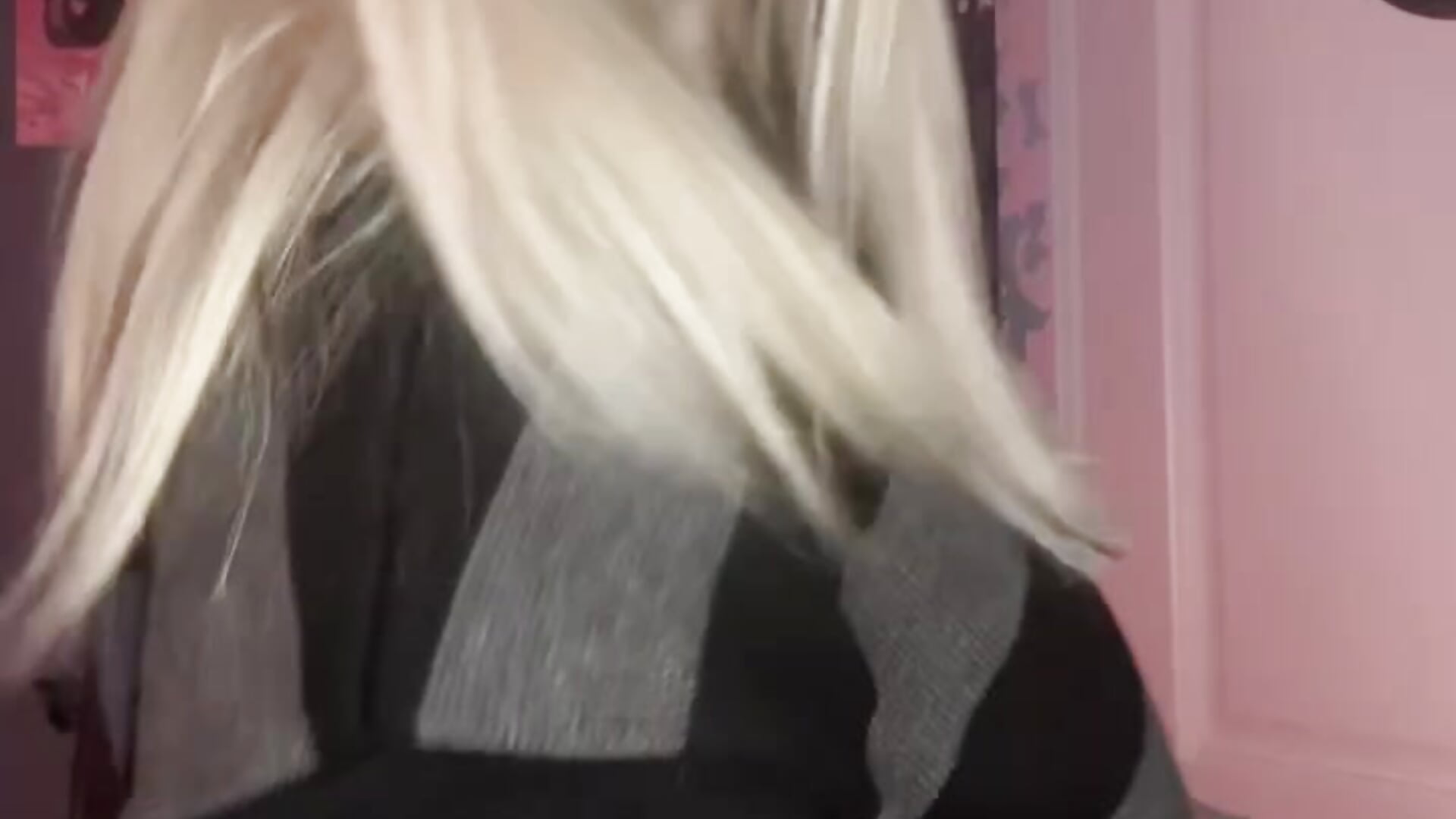 Me - βίντεο μοντέλου MeowkaKitty