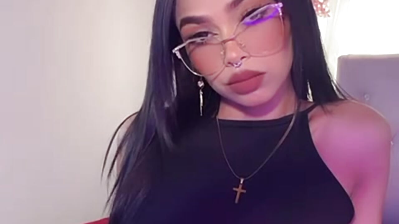 ♥♥ - video by Alleanys_Cristal cam model