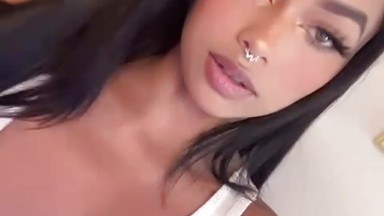 ♥ - video by Alleanys_Cristal cam model