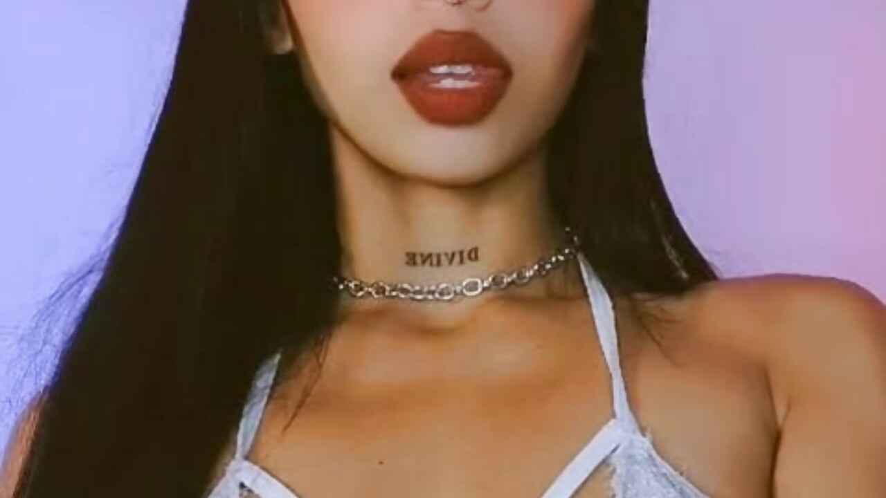 U miss me? - video by Alleanys_Cristal cam model