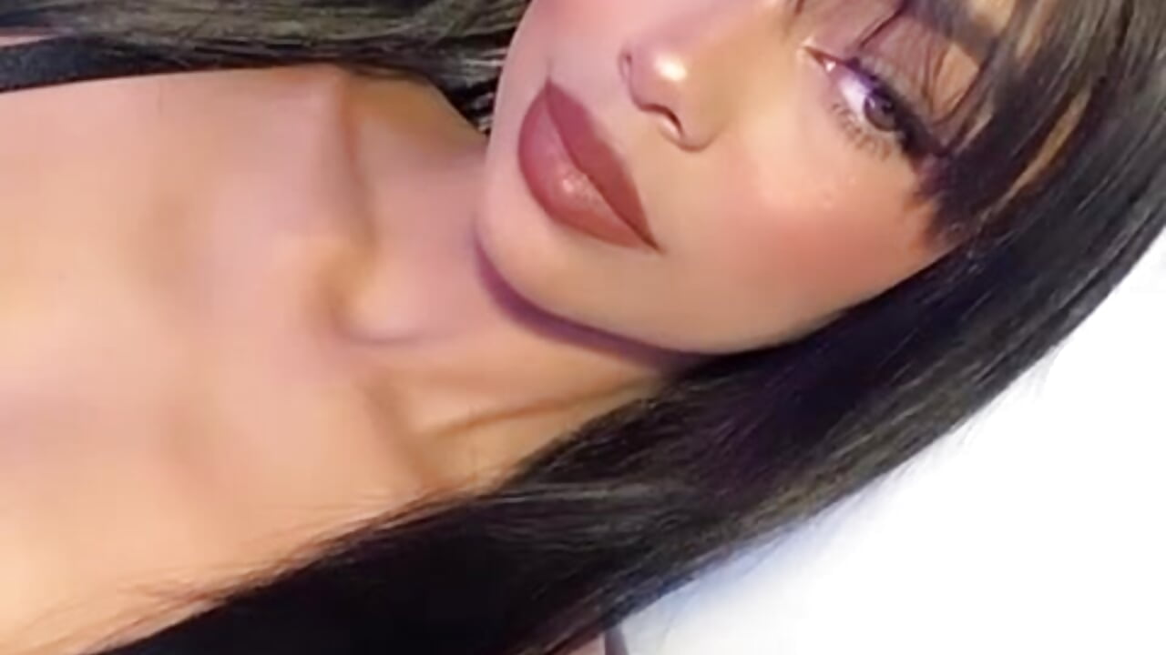 Black ♥ - video by Alleanys_Cristal cam model