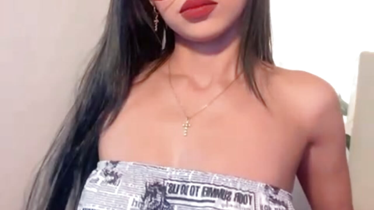🥰 - video by Alleanys_Cristal cam model