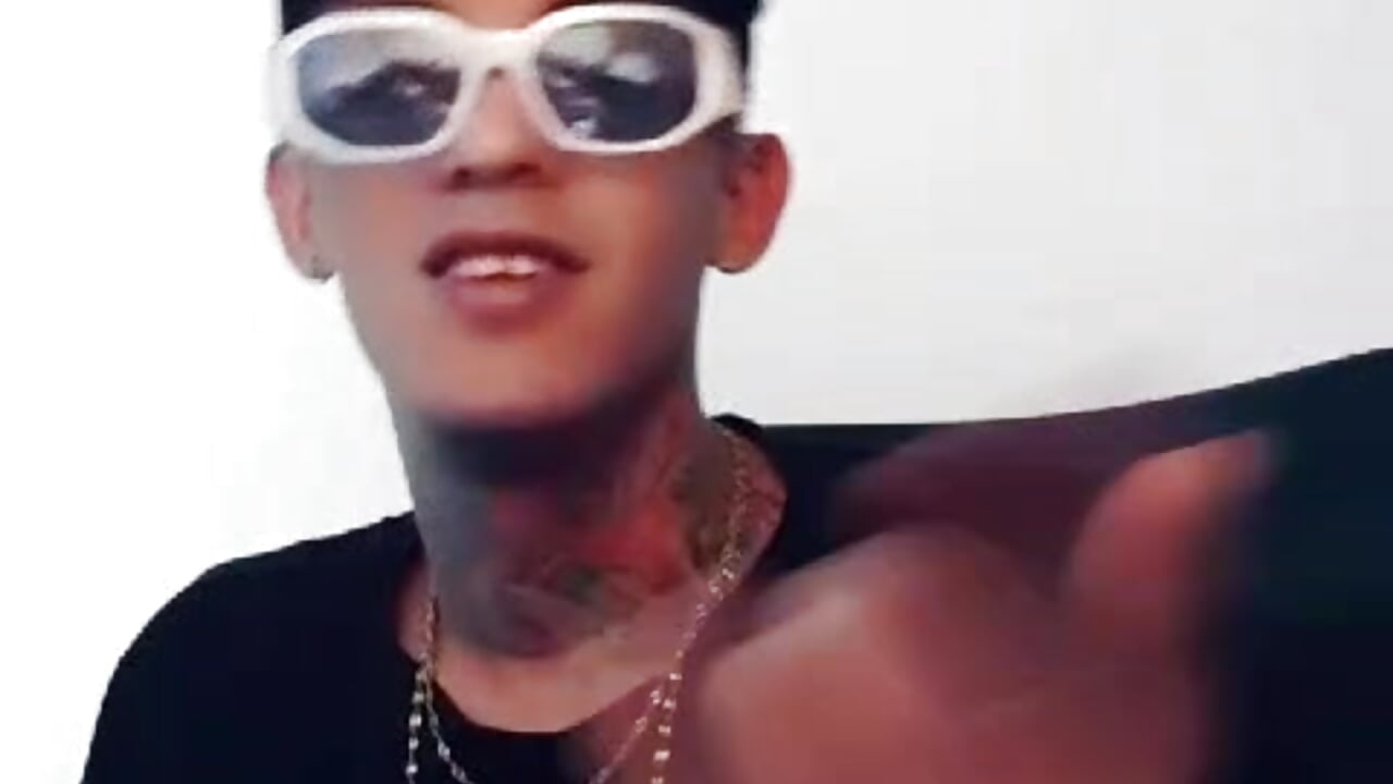 WOULD YOU LIKE TO MEET ME ¡¡ - video by Aronjusting cam model