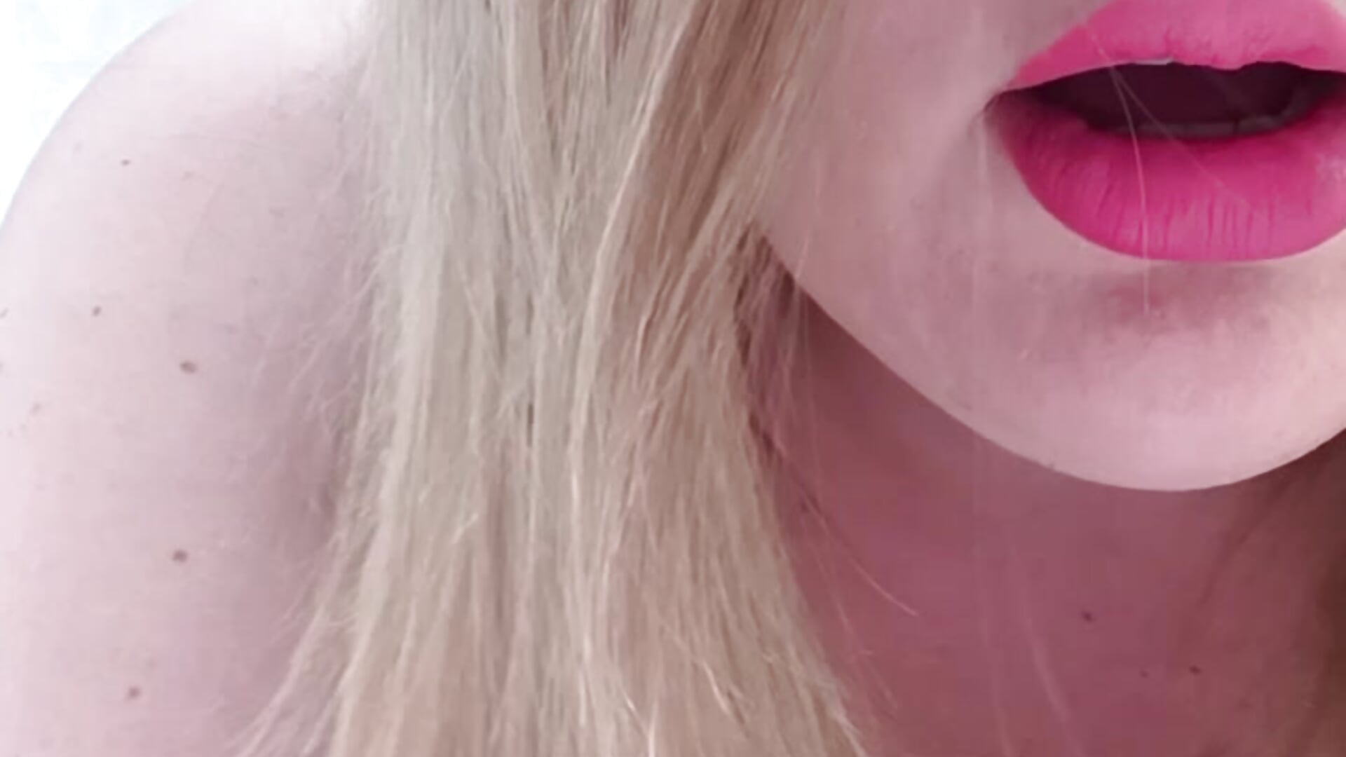 MP4_20230609_175603VLOG - video by ___Midnight___ cam model