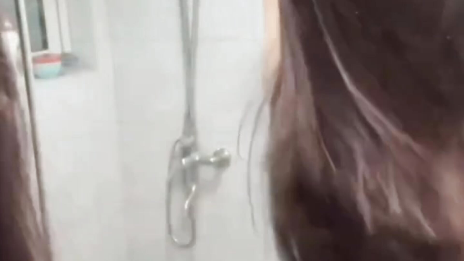浴室里的小秘密