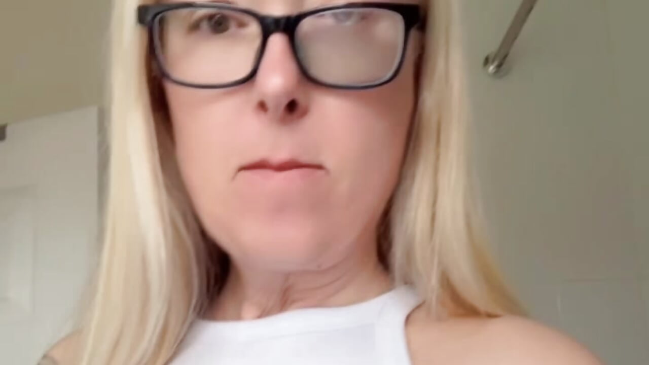 6D8C2C1C-BDC4-42F1-9A13-71B137EA7F7A - βίντεο μοντέλου 6ft4Ava