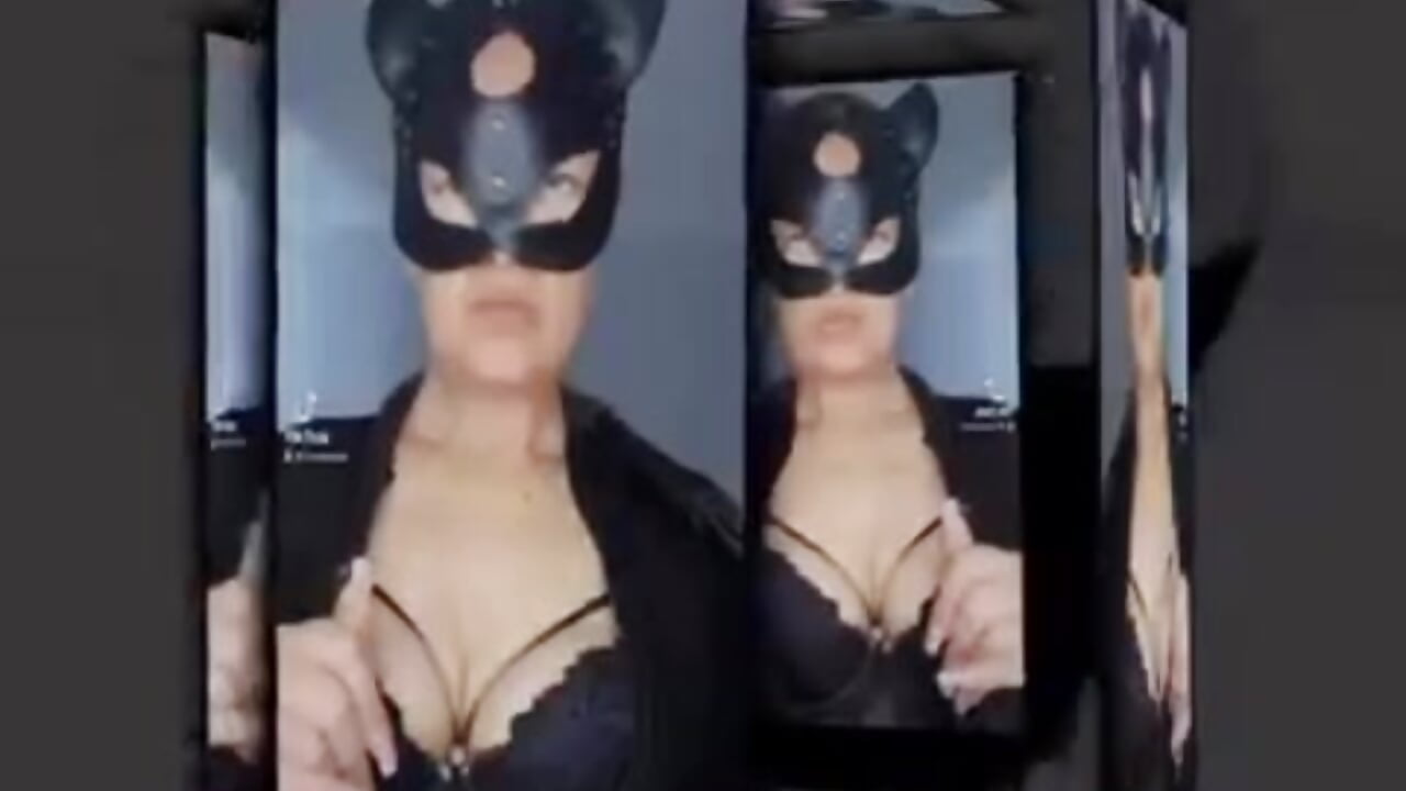 44859773e838445185e3ecff7c8e1ab2 - vídeo de 6ft4Ava modelo de câmara