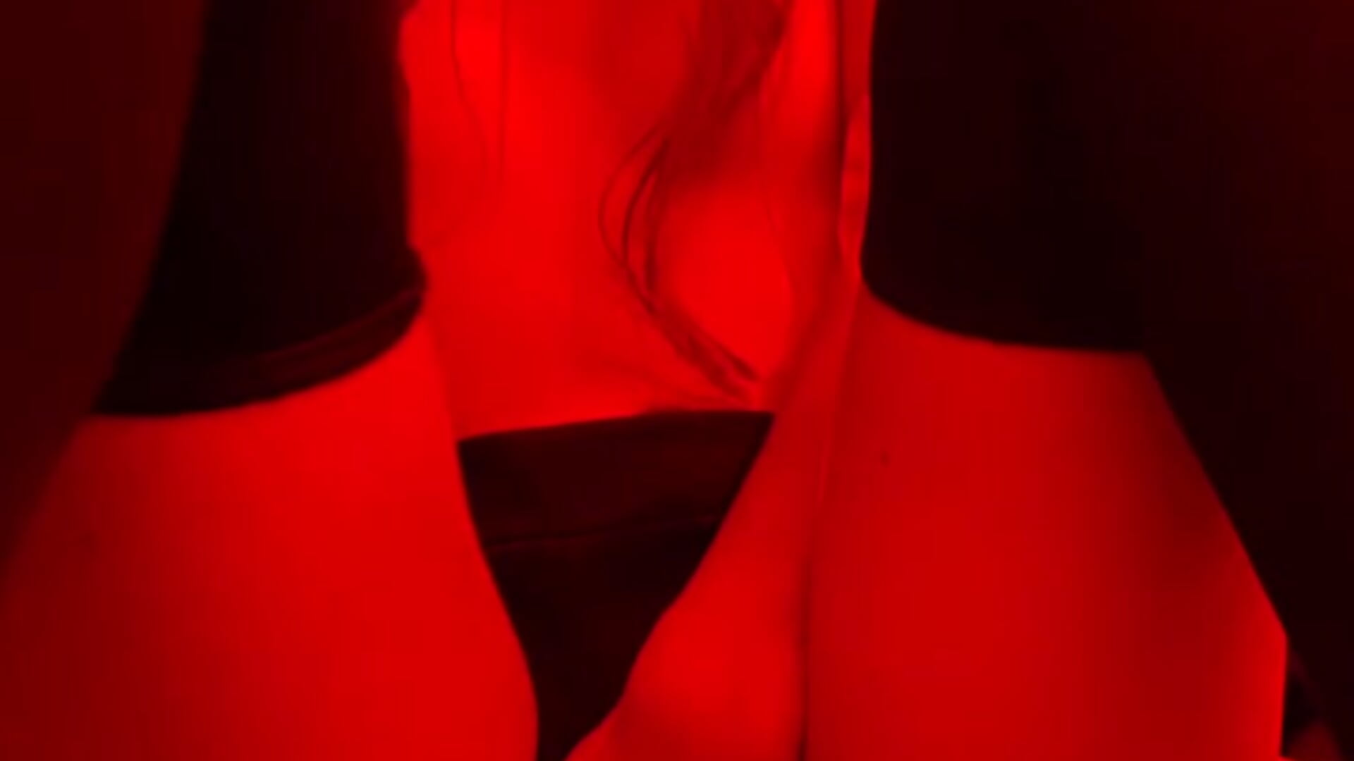 spanking pussy - video by _lucy_white_ cam model