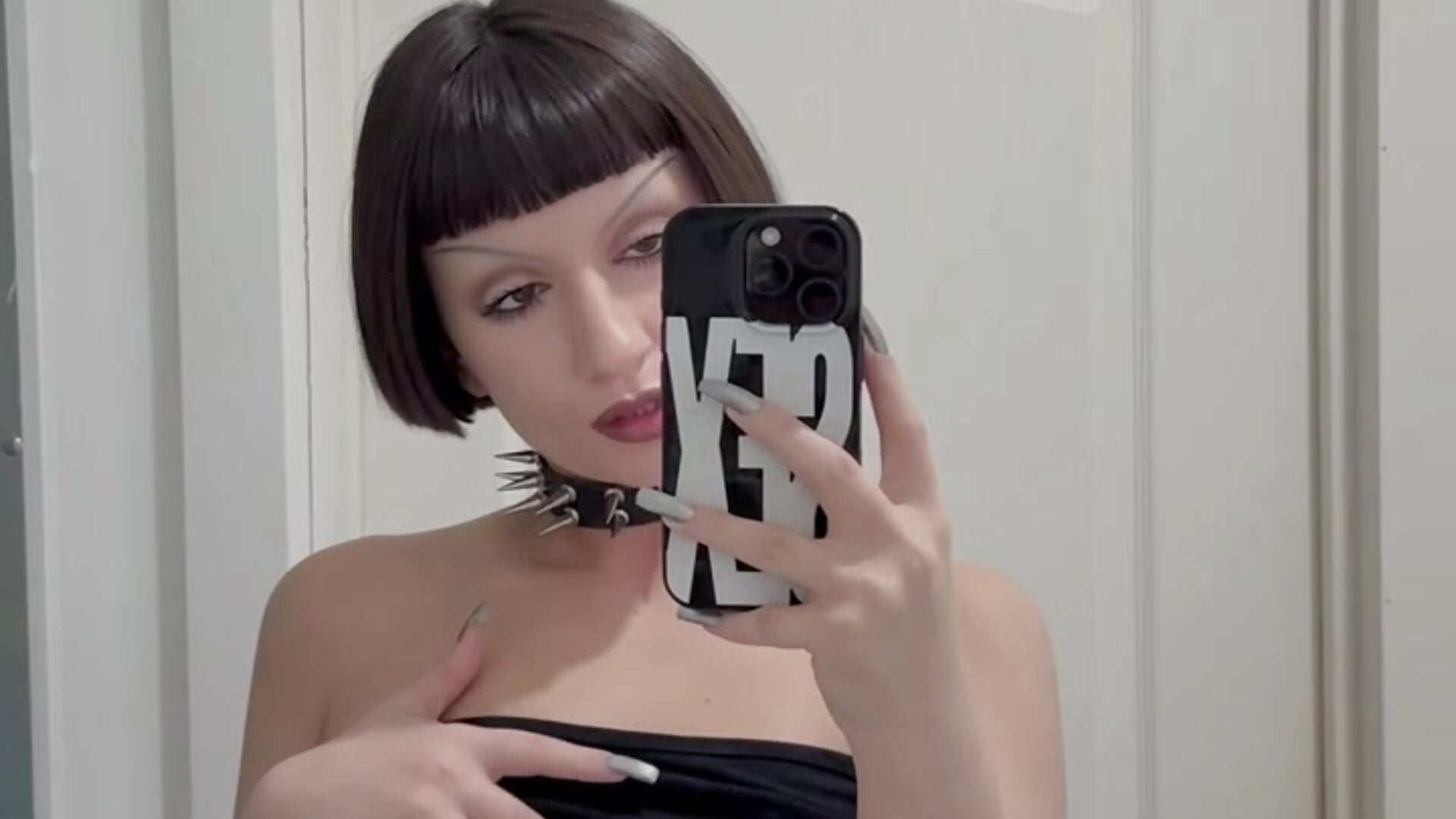 Light tease - video di Ma1ilda_Ardent modella di cam