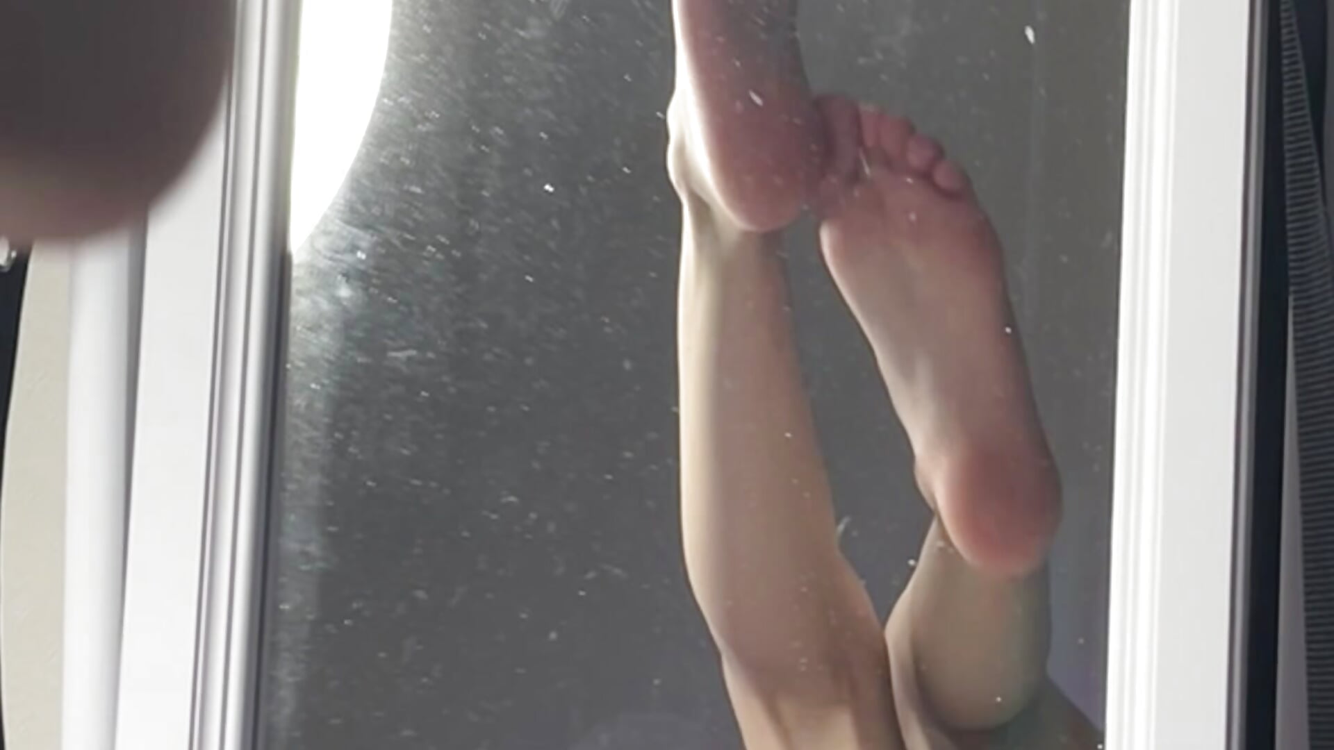 Legs😋 - video by Sweett_Monica cam model