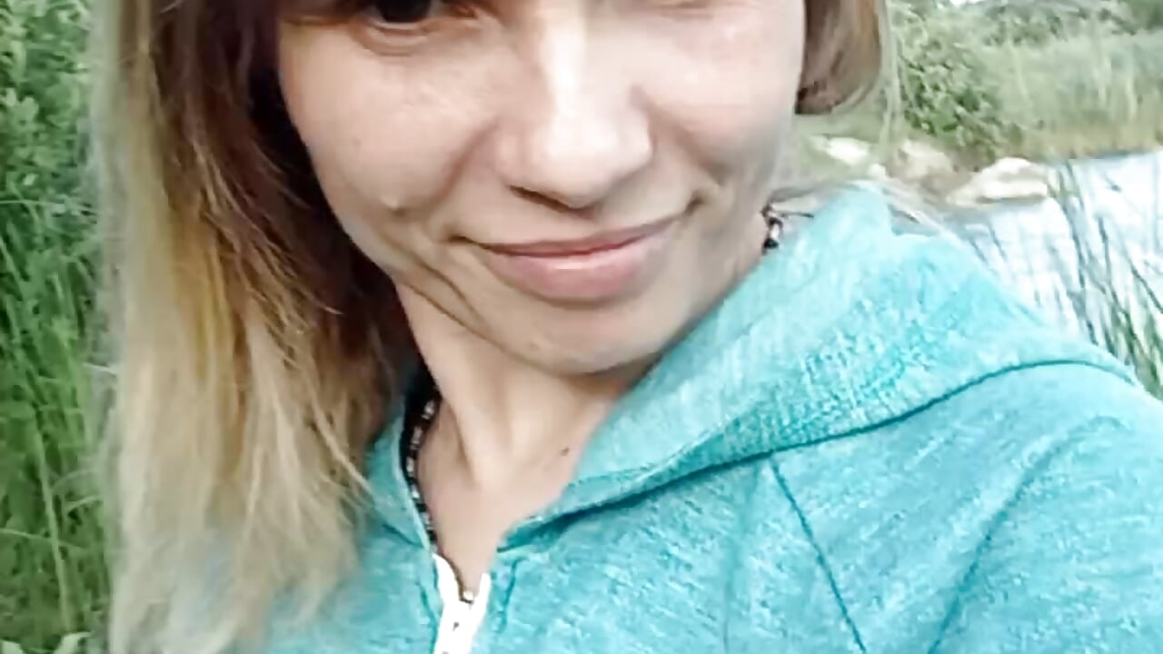 🌞😘🍀🪷🏊 - video by Anita-Smith cam model
