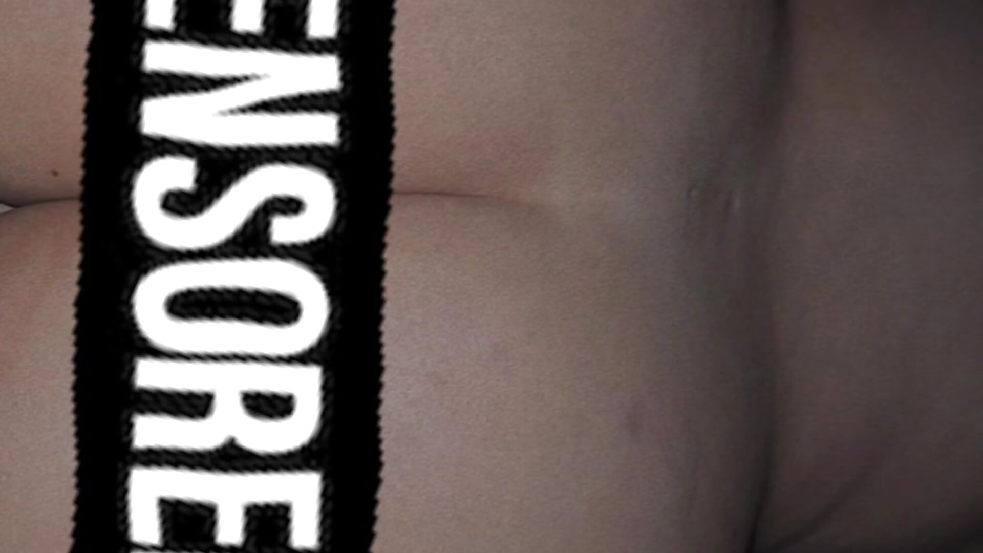 Hitting it from the back Fem on Dyke - vidéo du modèle de showcams honeeyyy_pot