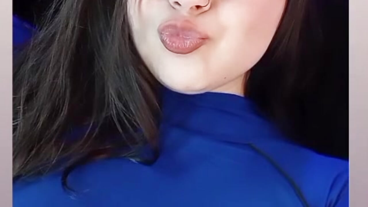 💦😍 - video by Roxxanne_Bail cam model