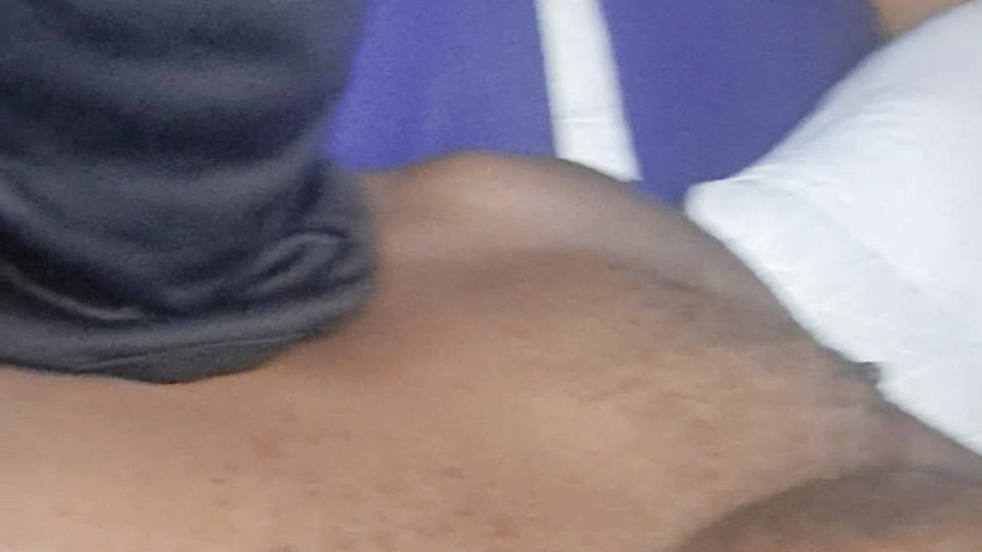 Oily masked guy - vidéo du modèle de showcams Lows2112