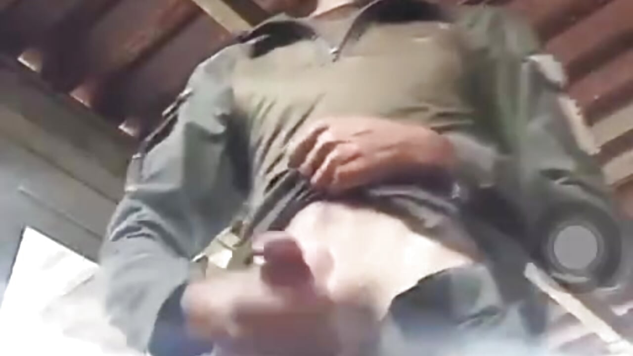 drink milk from a good soldier bb😈🔥😋 - santi_latino adlı kamera modelinin videosu