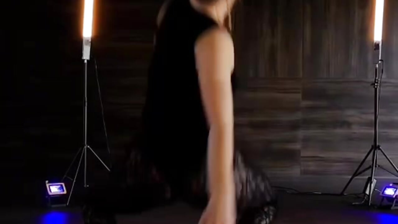 dance with devil - video by LuisaSin cam model