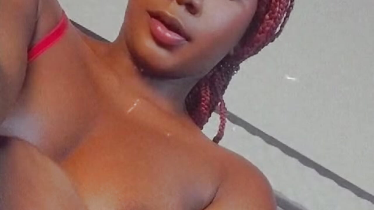 Sweet Tits 🥵 - SophiaAndVictor 님의 동영상