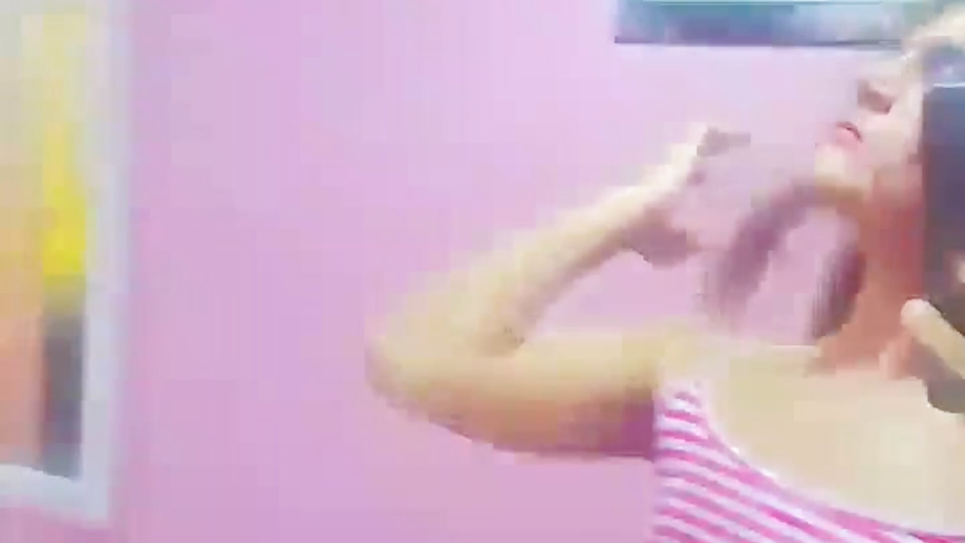 Hot girl come and enjoy - video by camtranssexy69 cam model