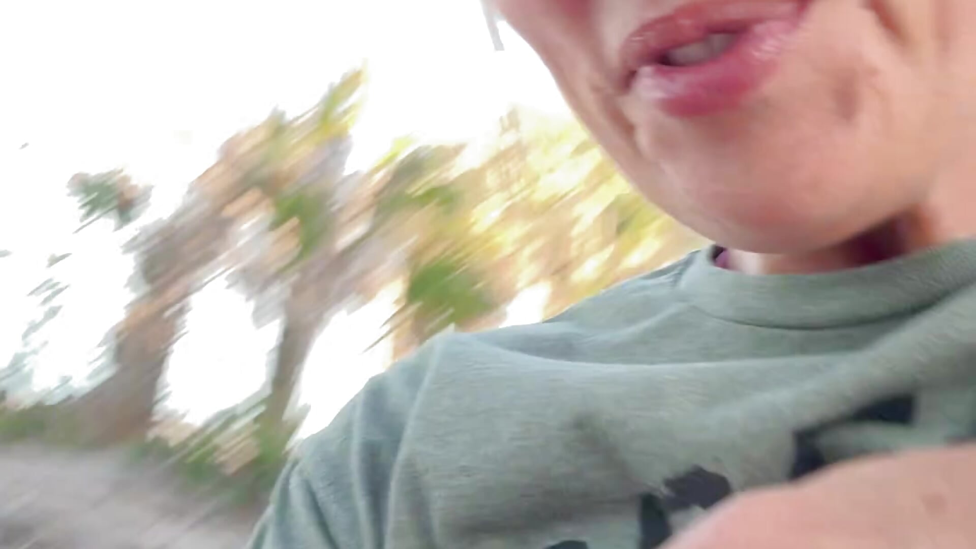 boobs flashing at the beach - video by kateskurves cam model