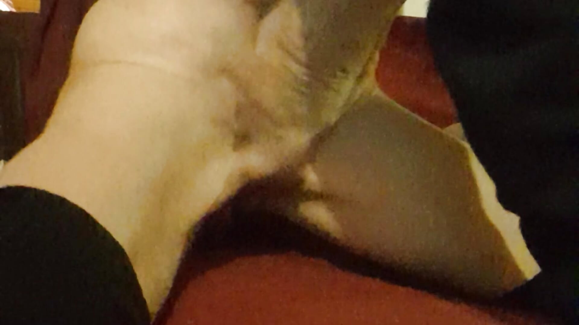 Tegnap éjjeli játék foly. itt a vibri nem látszik annál mélyebben található😍