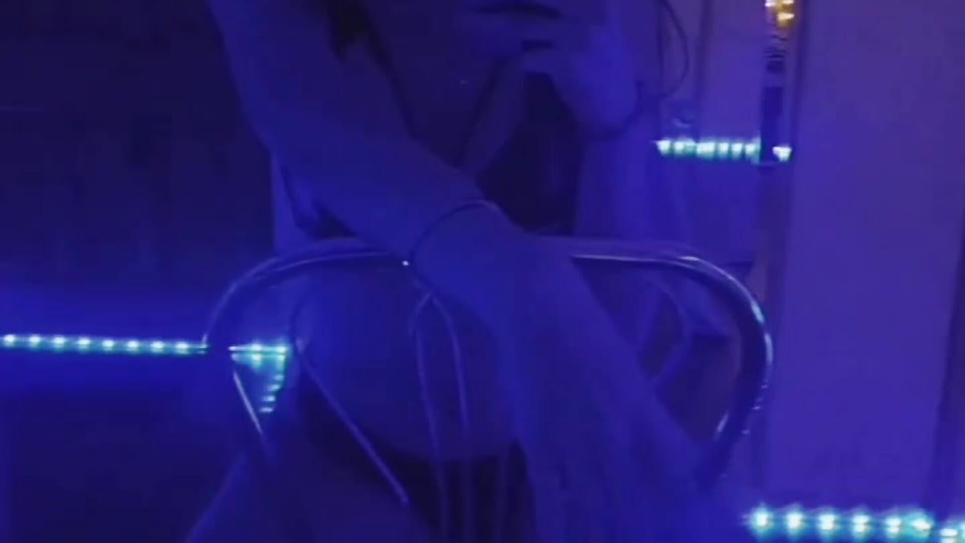 Alison Strip