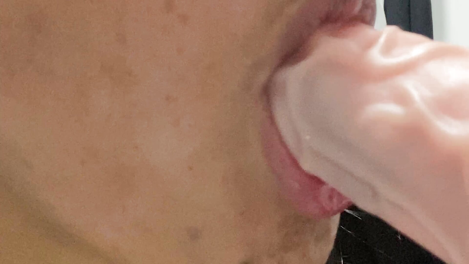 Chupando gostoso – video od webkamerové modelky Bella_missandei