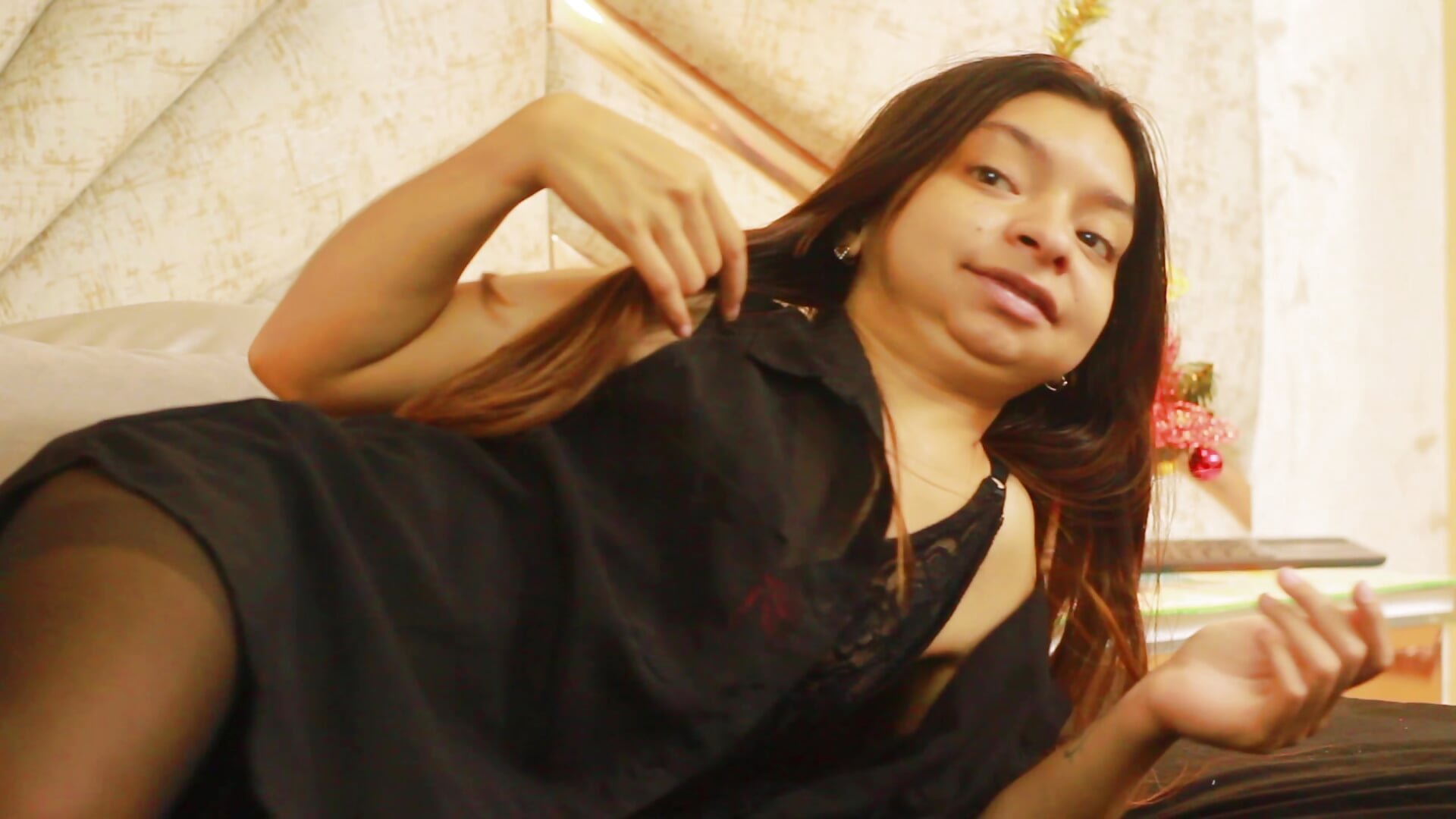 Lencerie - video by CharlotteMuller cam model