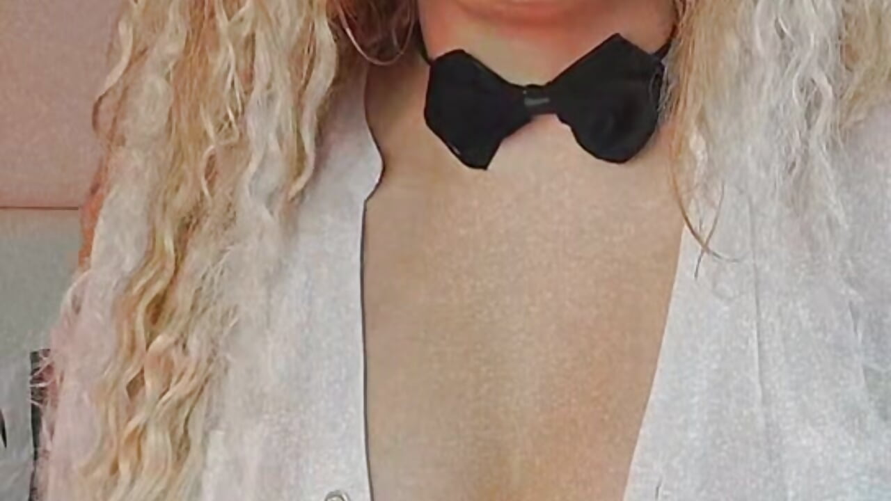 Playful lady here 😈😋 - video by natasha_rodriguez1_ cam model