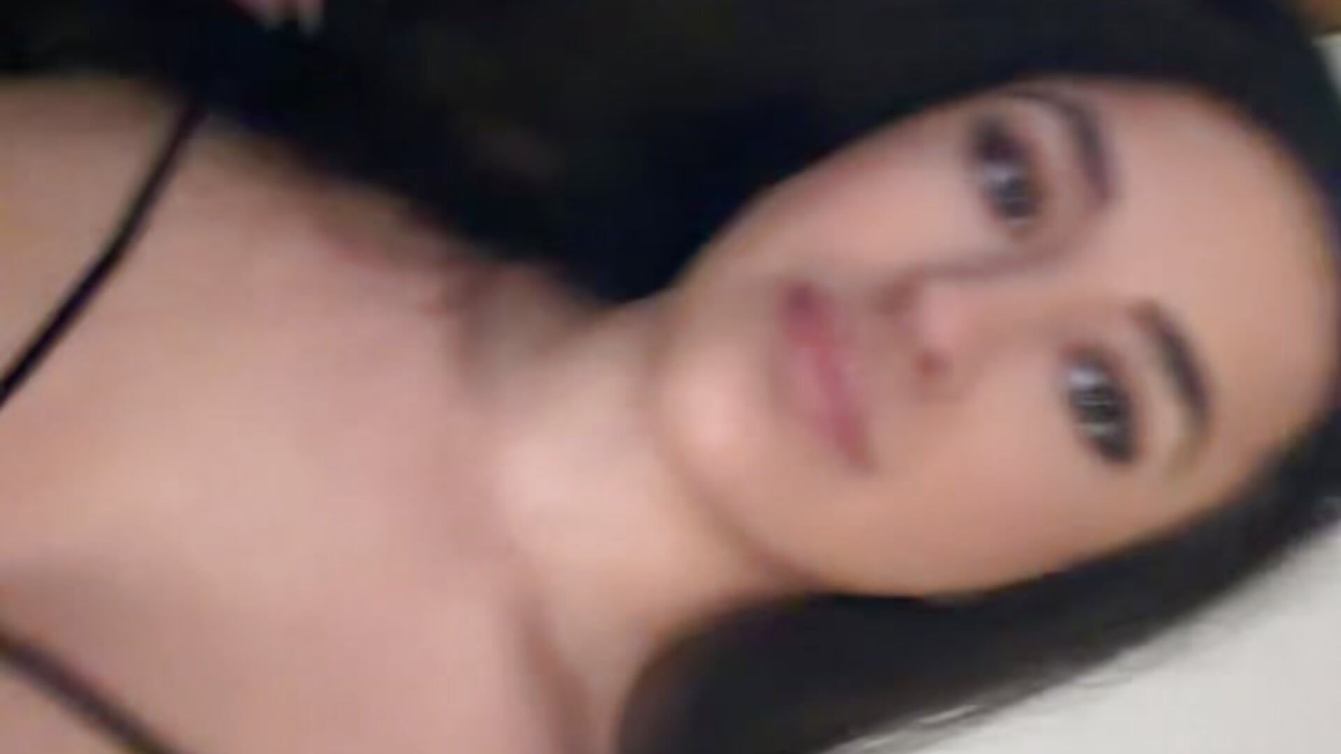 Black lingerie for the win 🖤 #latina #brunette #longhair - Video von MissOliviaRose Cam-Model