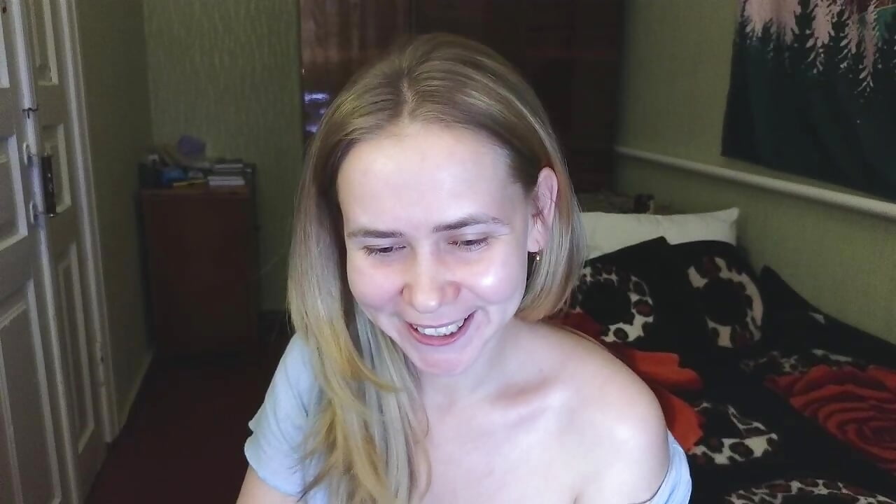 meow - video by Riley_Roo cam model