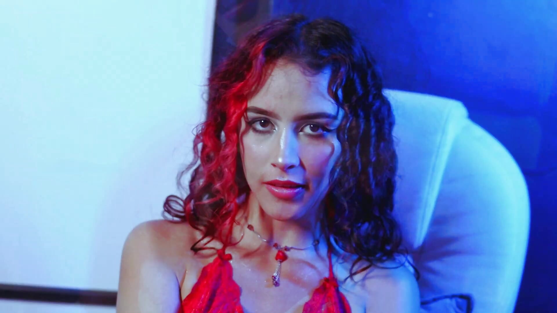 My body your addiction — filmik Elena-Rosse, modela(-lki) na kamerkach