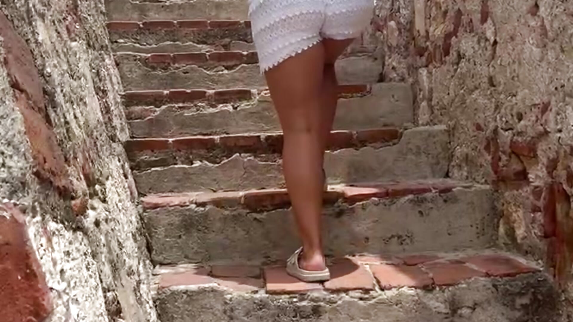 👑 Royal Temptation: Seductive Steps to the Throne 🔥 - video by sarasmith85 cam model