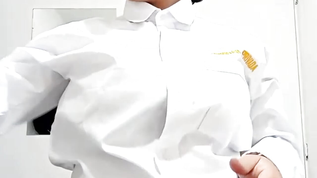 The security guard sucks dick so well👮‍♀️🍆 - video by Cute_Penelope cam model