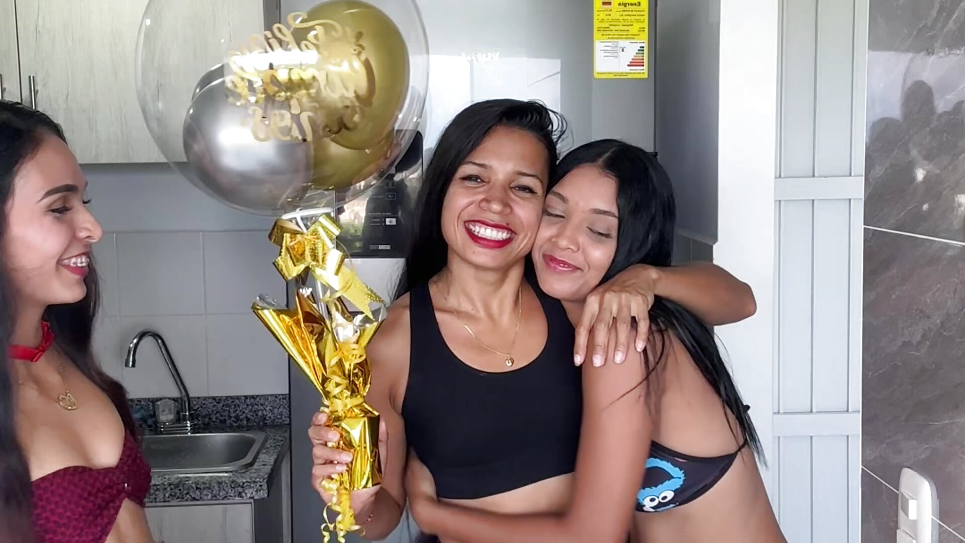 Cumpleaños Sofia - video by SweetYoungs_ cam model